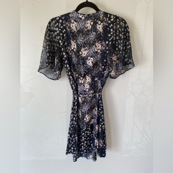Bcbgeneration floral wrap dress Sz XS - Picture 11 of 14